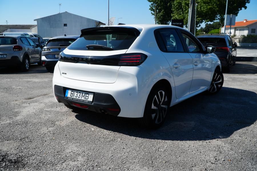 peugeot-208-2024-gasolina-1199cc