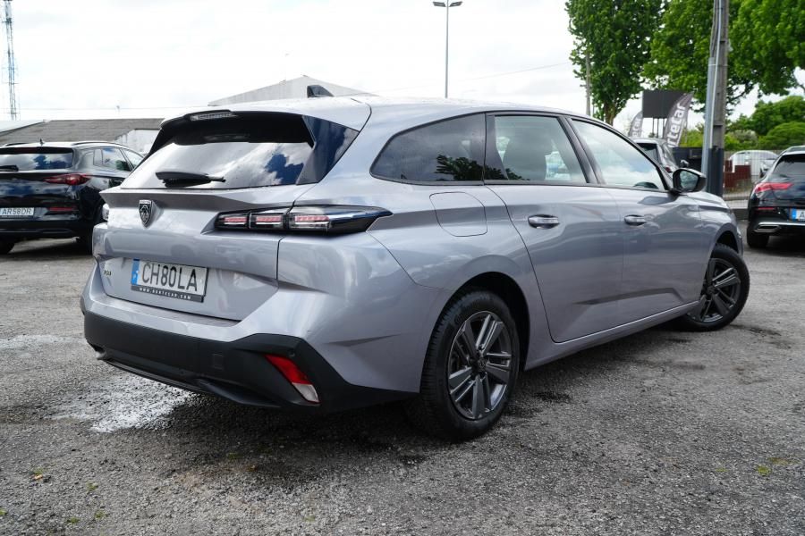 peugeot-308-sw-2023-gasolina-1199cc