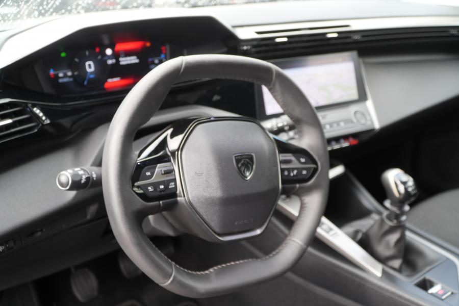 peugeot-308-sw-2023-gasolina-1199cc