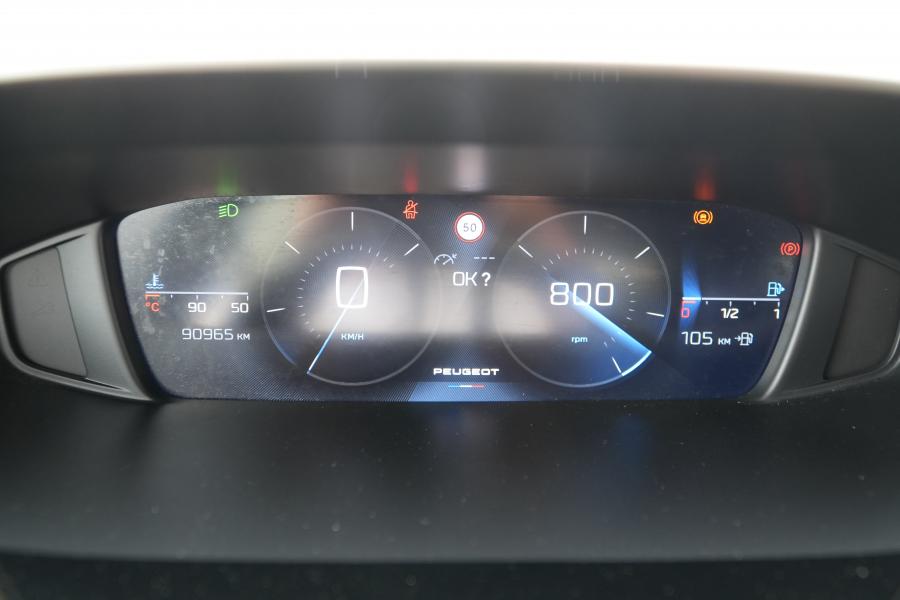 peugeot-308-sw-2023-gasolina-1199cc
