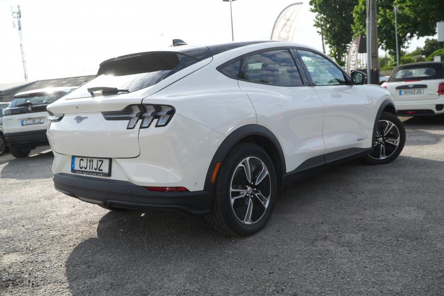 ford-mustang-mach-e-2024-eletrico-0cc