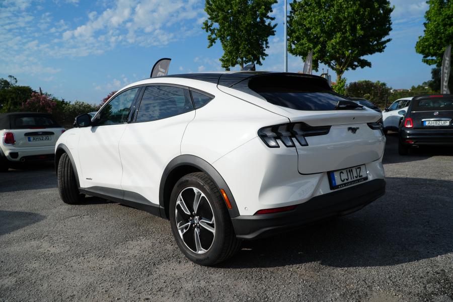 ford-mustang-mach-e-2024-eletrico-0cc