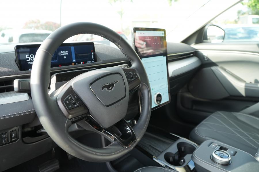 ford-mustang-mach-e-2024-eletrico-0cc