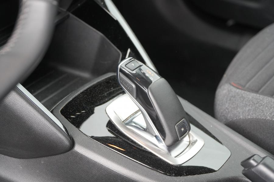 peugeot-2008-2021-gasolina-1199cc