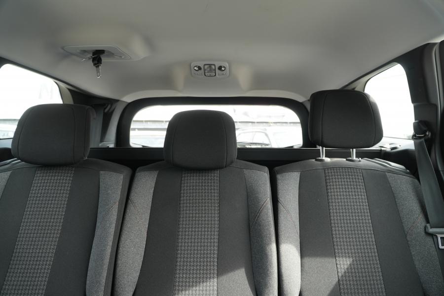 peugeot-5008-2022-gasolina-1199cc