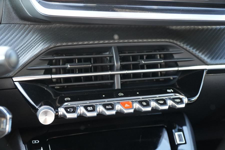 peugeot-2008-2024-gasolina-1199cc