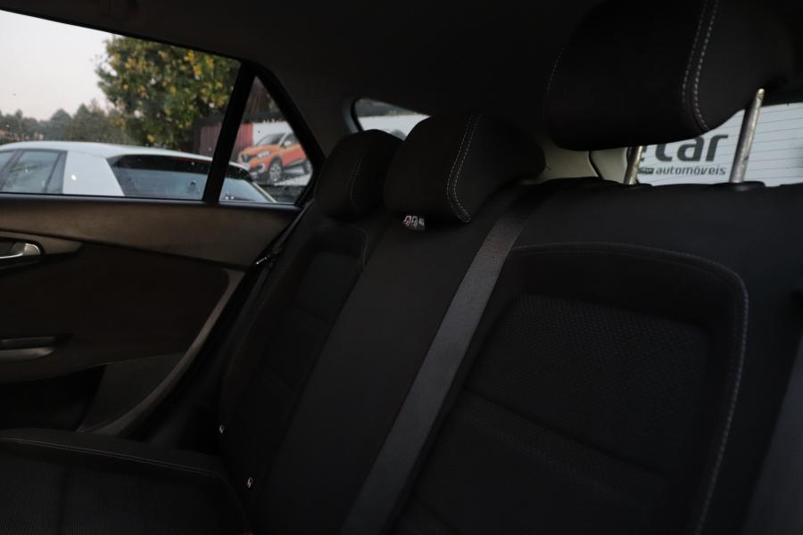 fiat-tipo-station-wagon-2018-diesel-1598cc