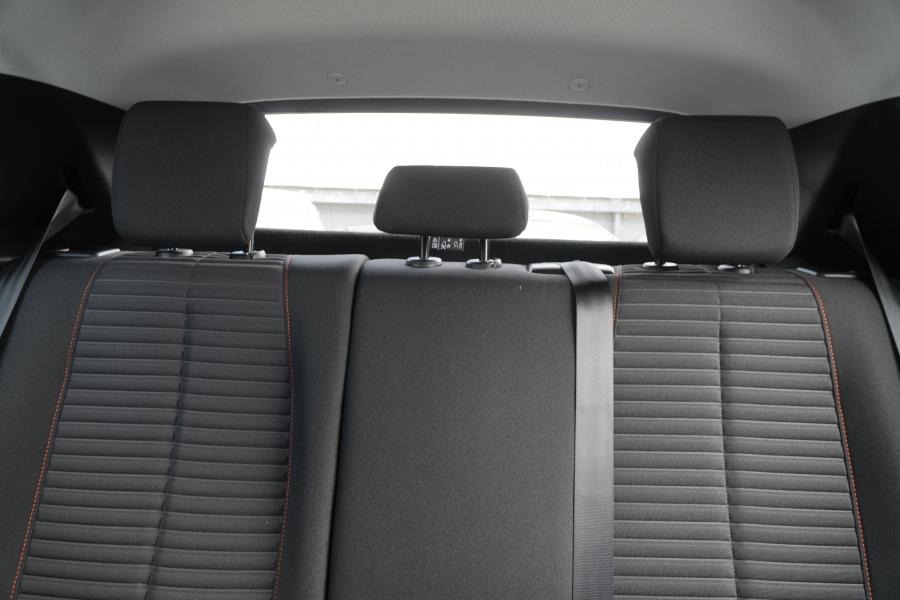peugeot-208-2022-gasolina-1199cc