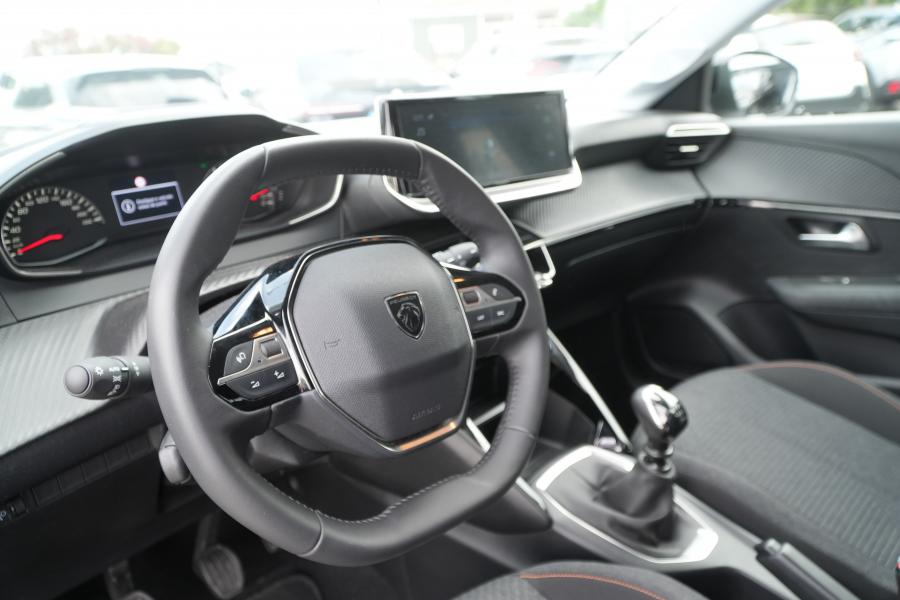 peugeot-208-2025-gasolina-1199cc