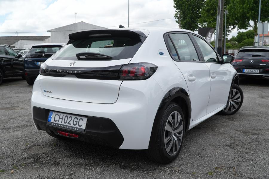 peugeot-e-208-2023-eletrico-0cc