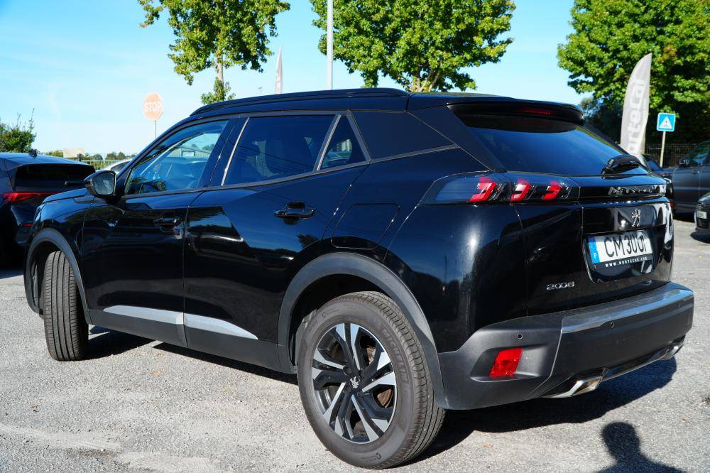 peugeot-2008-2022-gasolina-1199cc