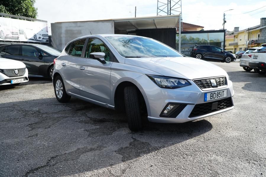 seat-ibiza-2023-gasolina-999cc