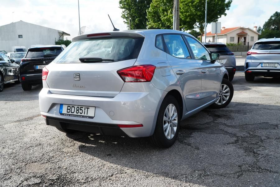 seat-ibiza-2023-gasolina-999cc