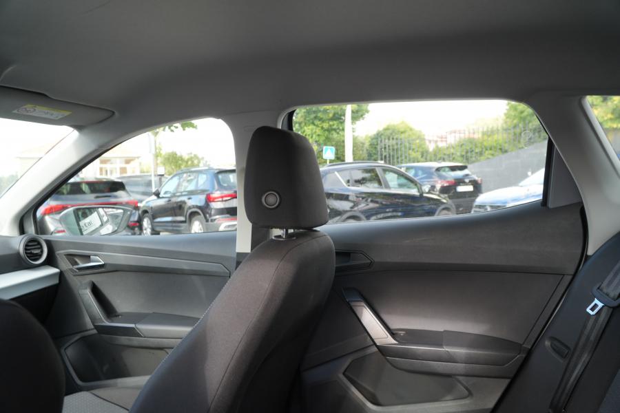 seat-ibiza-2023-gasolina-999cc