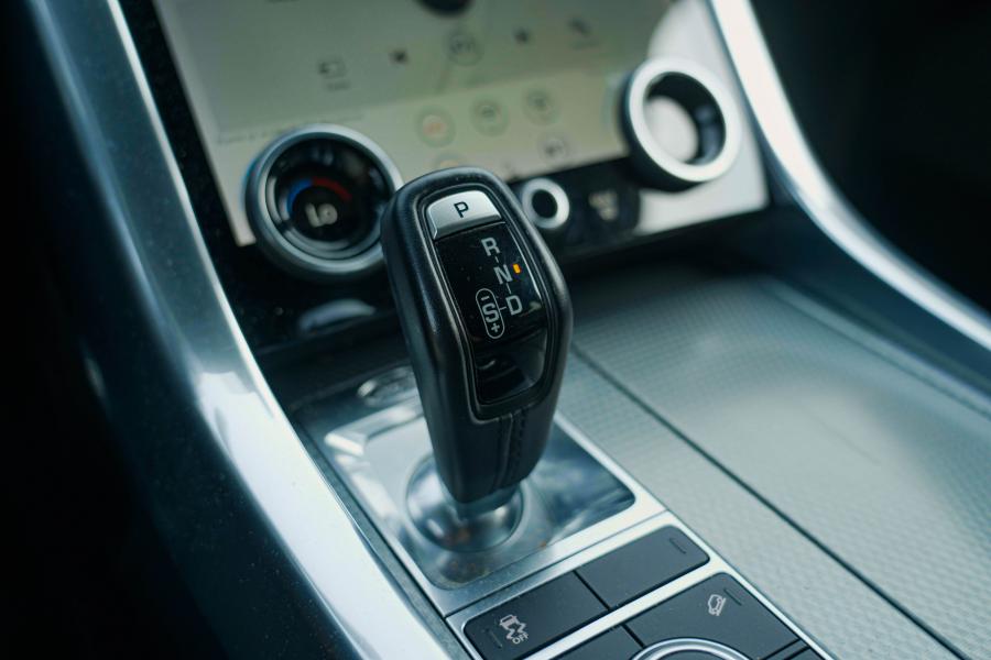 land-rover-range-rover-sport-2019-diesel-2993cc