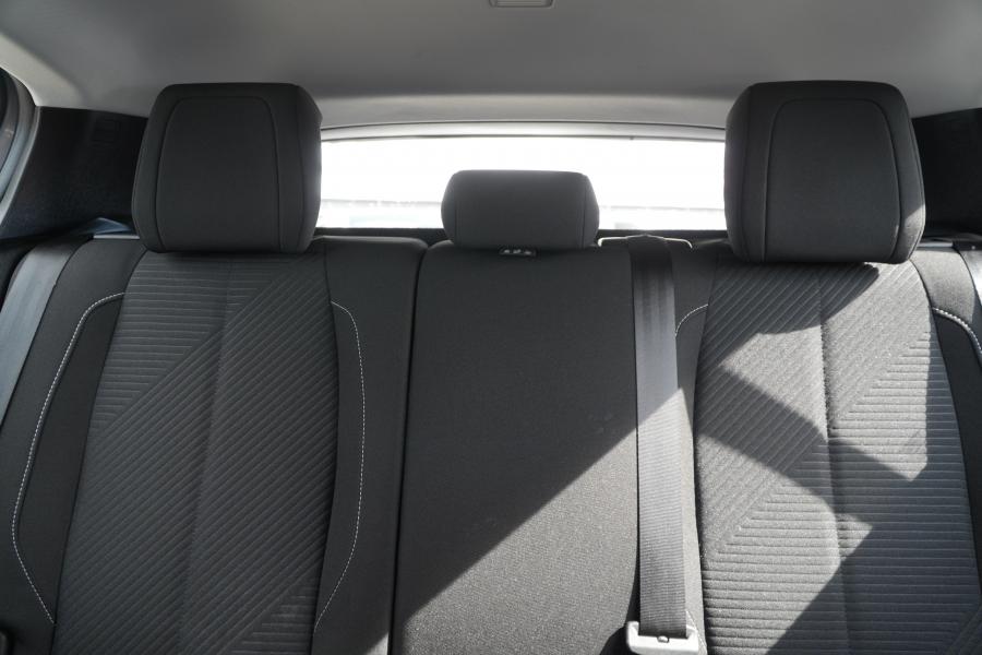 peugeot-308-2022-gasolina-1199cc