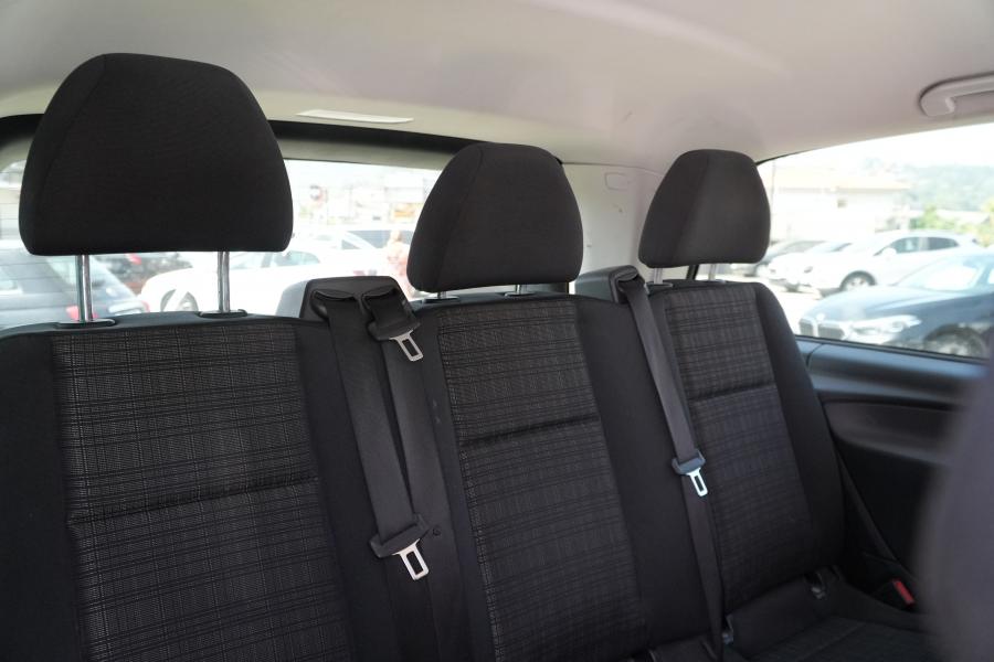 mercedes-benz-vito-tourer-2019-diesel-1749cc