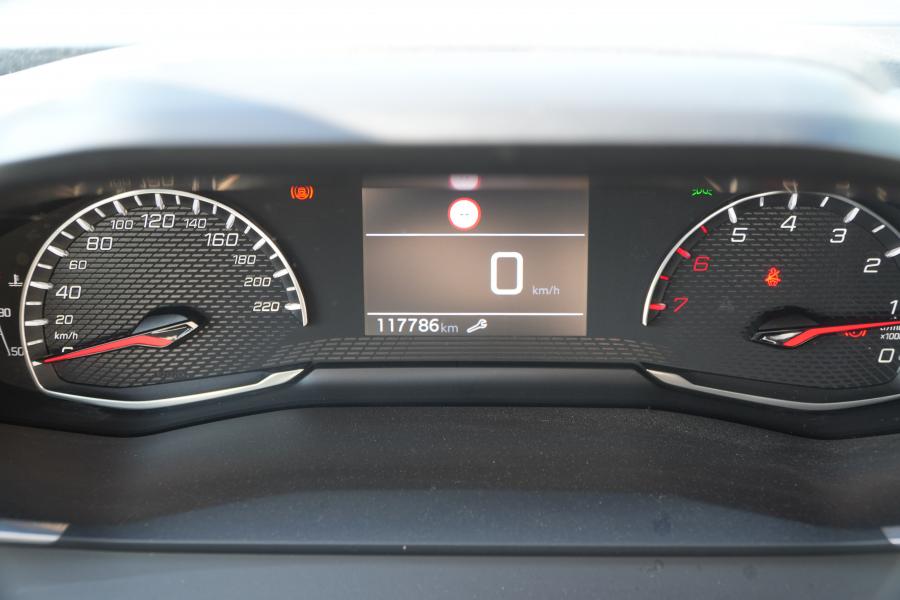 peugeot-2008-2021-gasolina-1199cc