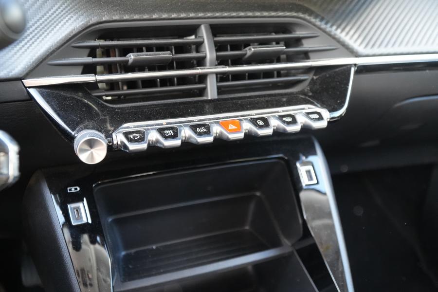 peugeot-2008-2021-gasolina-1199cc