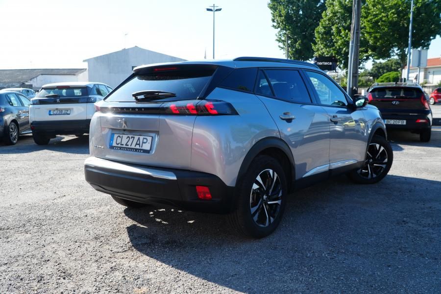 peugeot-e-2008-2023-eletrico-0cc