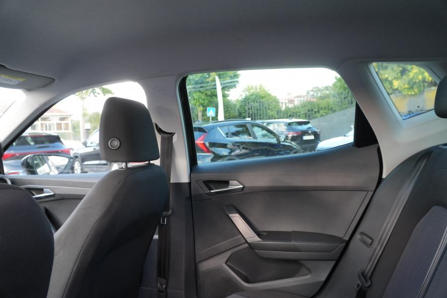 seat-arona-2022-gasolina-999cc