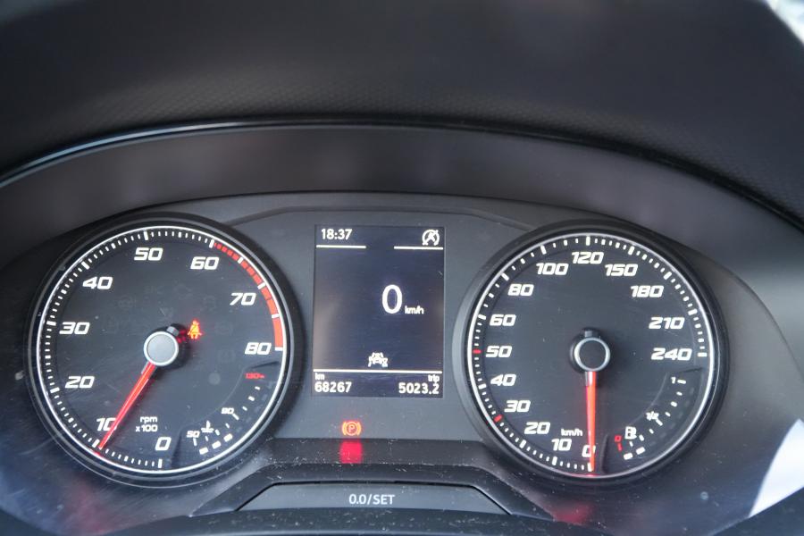seat-arona-2022-gasolina-999cc