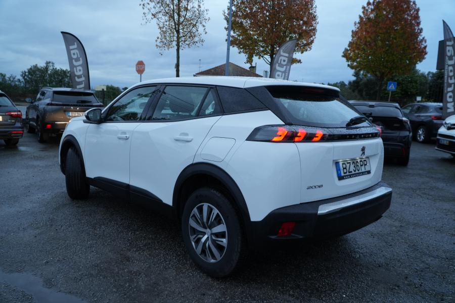 peugeot-2008-2021-gasolina-1199cc