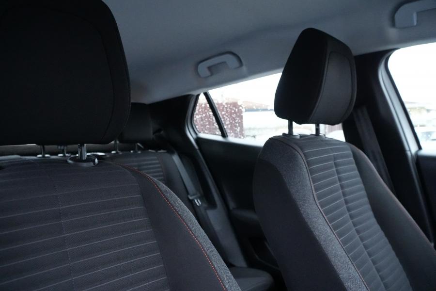 peugeot-2008-2021-gasolina-1199cc