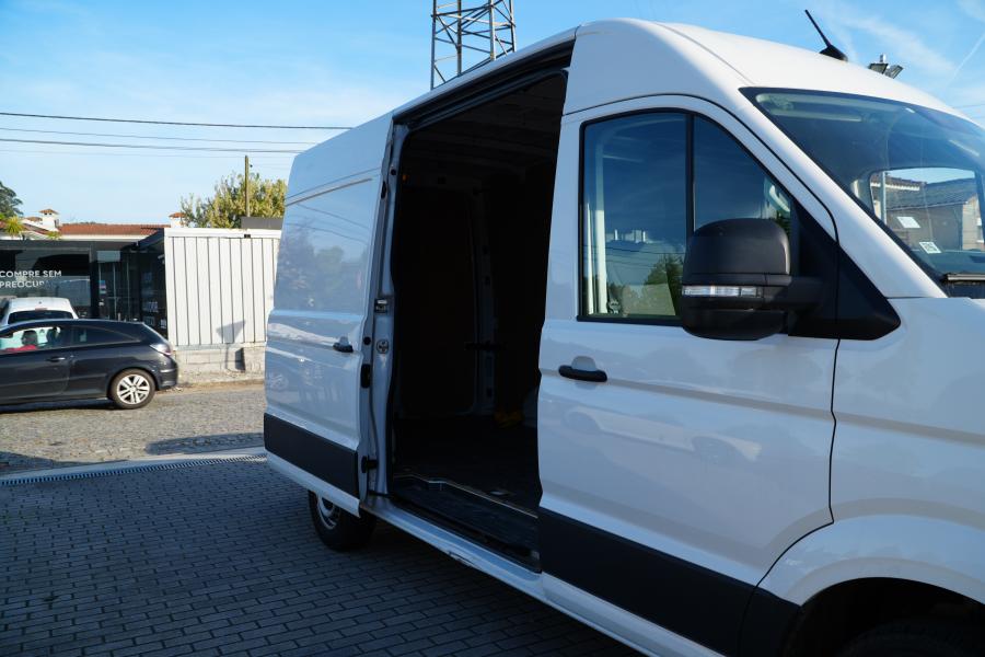 volkswagen-crafter-2022-diesel-1968cc