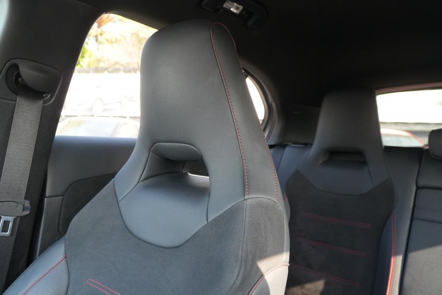 mercedes-benz-classe-a-2024-hibrido-a-gasolina-1332cc