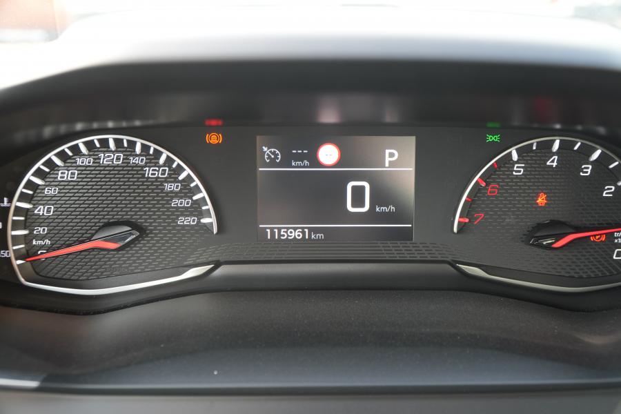 peugeot-2008-2020-gasolina-1199cc