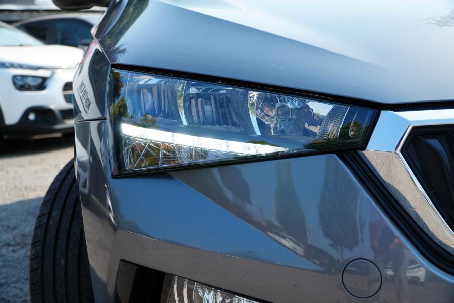 skoda-scala-2023-gasolina-999cc