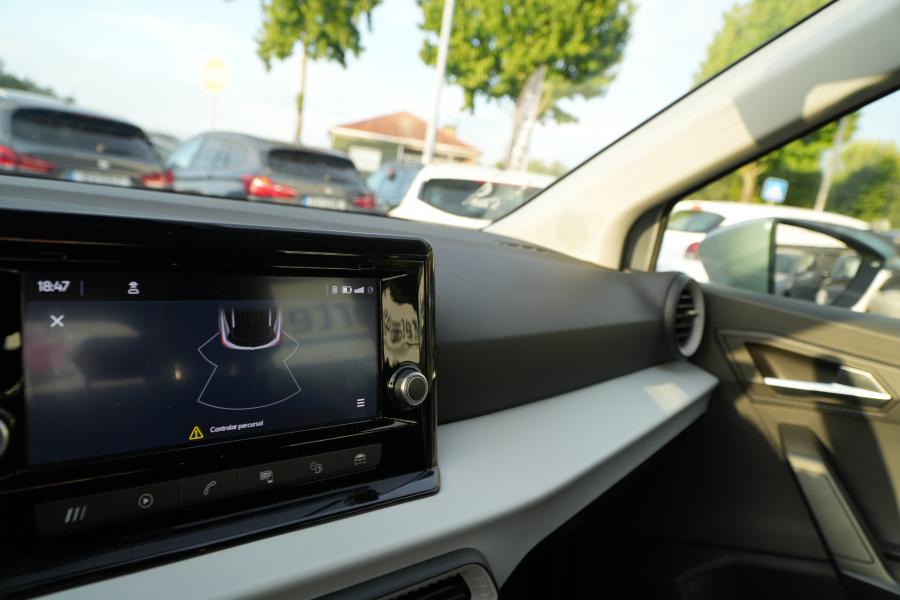 seat-arona-2023-gasolina-999cc