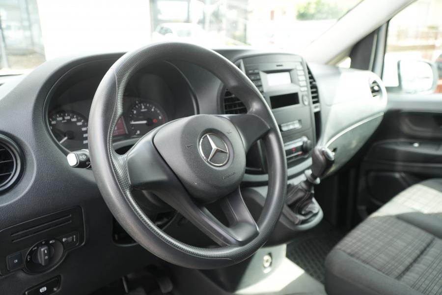mercedes-benz-vito-tourer-2019-diesel-1749cc