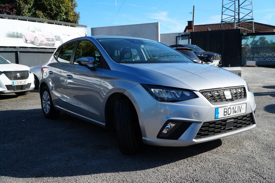 seat-ibiza-2023-gasolina-999cc