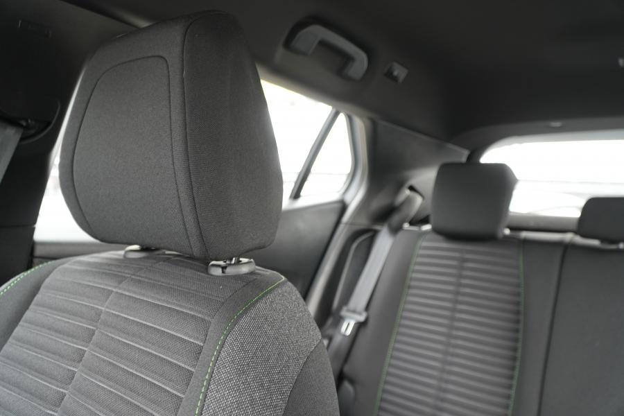 peugeot-2008-2023-gasolina-1199cc
