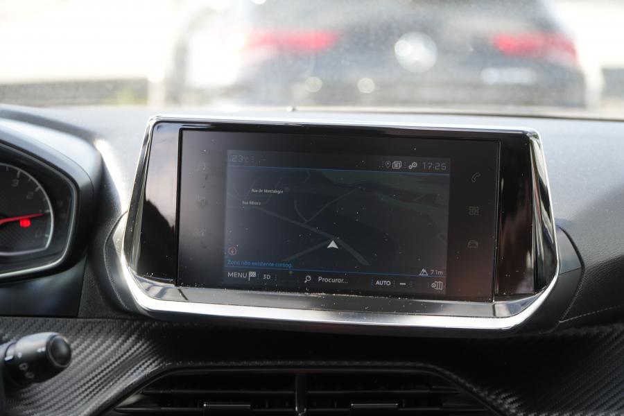 peugeot-2008-2021-gasolina-1199cc