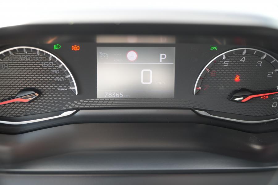 peugeot-2008-2021-gasolina-1199cc