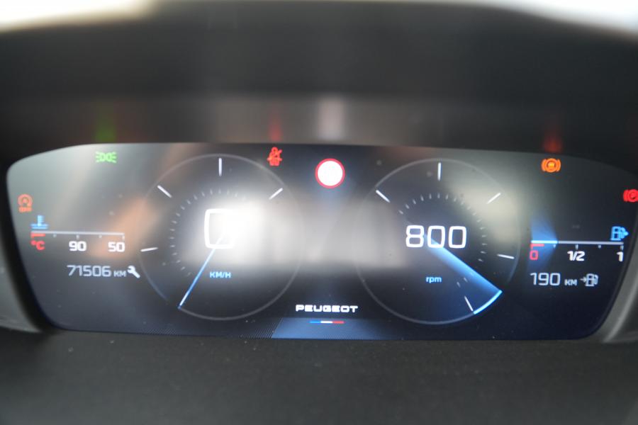 peugeot-308-2022-gasolina-1199cc
