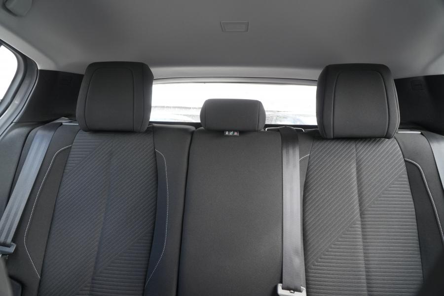 peugeot-308-2022-gasolina-1199cc