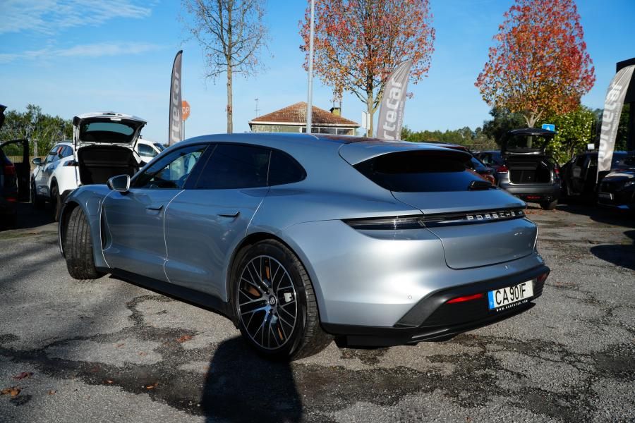 porsche-panamera-sport-turismo-2023-eletrico-0cc