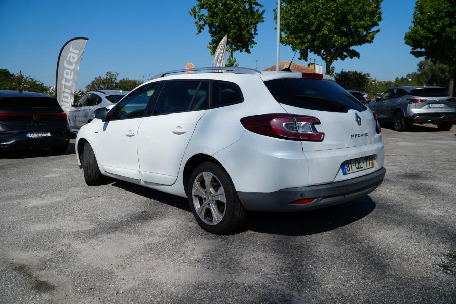 renault-megane-sport-tourer-2012-diesel-1461cc