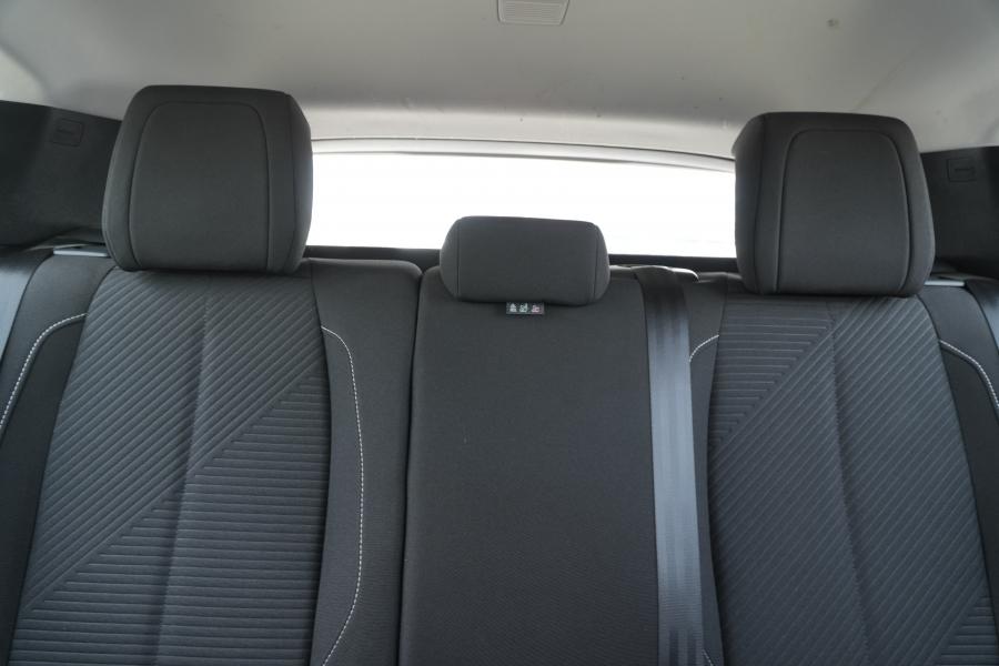 peugeot-308-2022-gasolina-1199cc