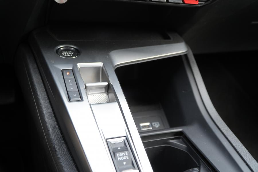peugeot-308-2022-gasolina-1199cc