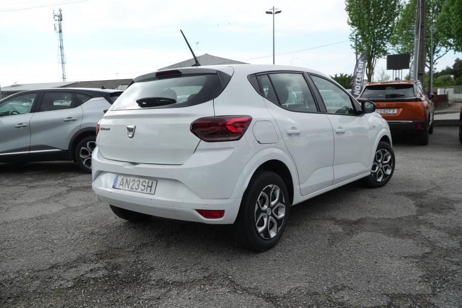 dacia-sandero-2022-gasolina-999cc