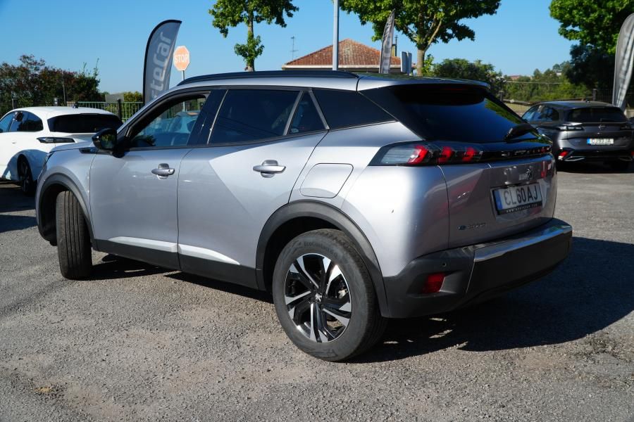 peugeot-e-2008-2023-eletrico-0cc