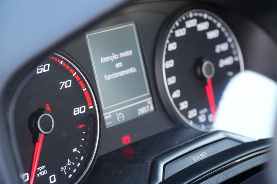 seat-arona-2022-gasolina-999cc