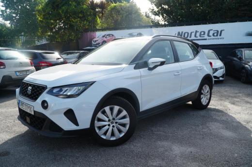 seat-arona-2023-gasolina-999cc