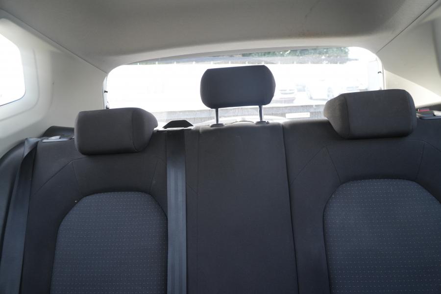seat-arona-2023-gasolina-999cc