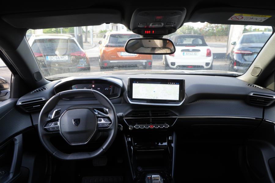 peugeot-2008-2024-gasolina-1199cc